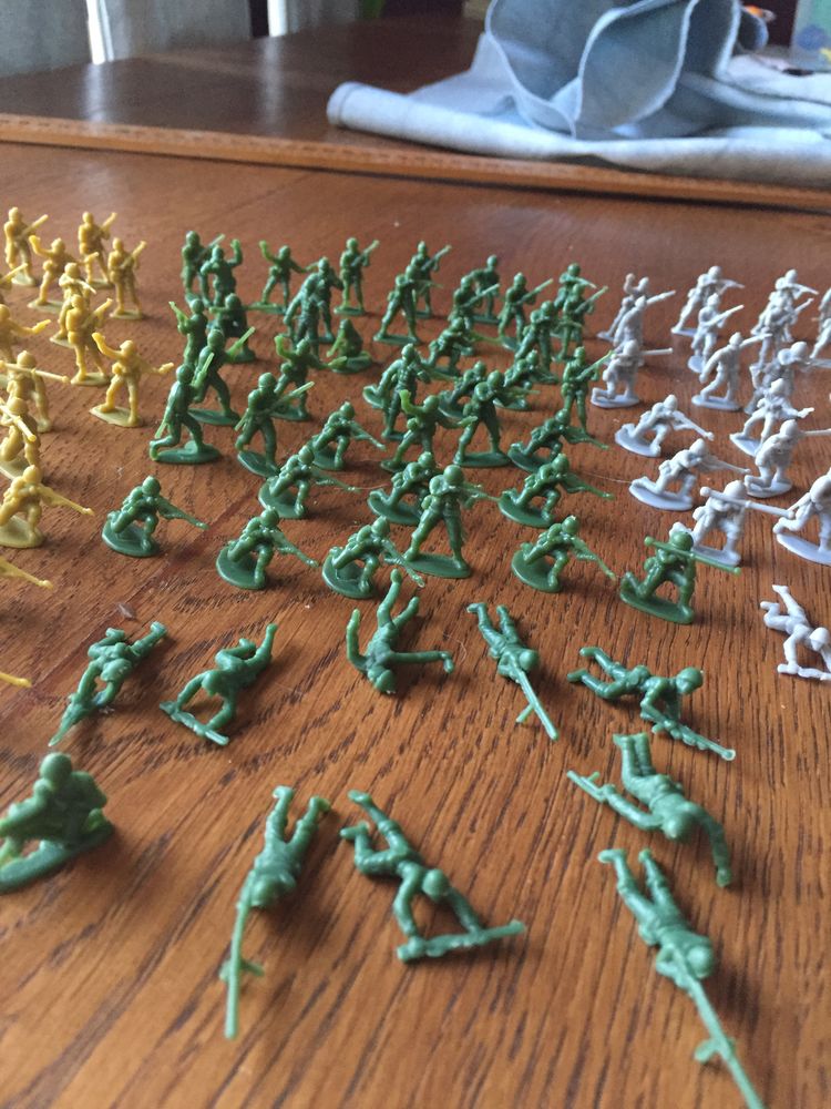 Soldats plastiques 4 Le Bousquet-d'Orb (34)