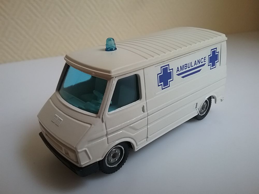 Citroën C35 VSAB Pompier – Solido n° 368 Toner Gam 1/50