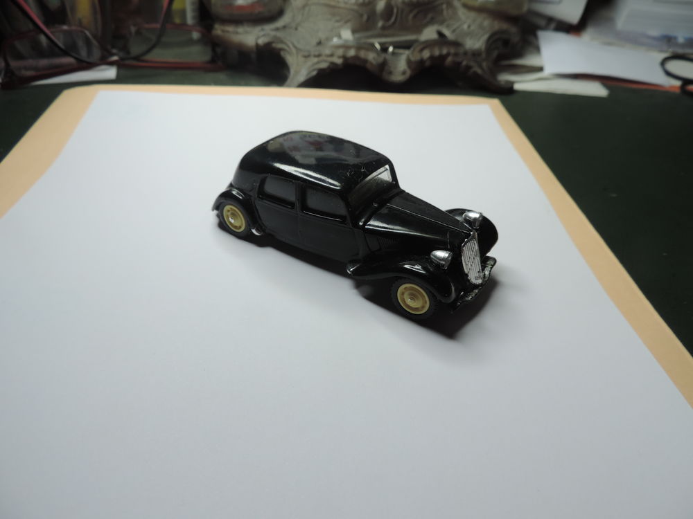 SOLIDO  -  CITROEN  15  SIX -  Echelle :  1/43 �me. 12 Albi (81)