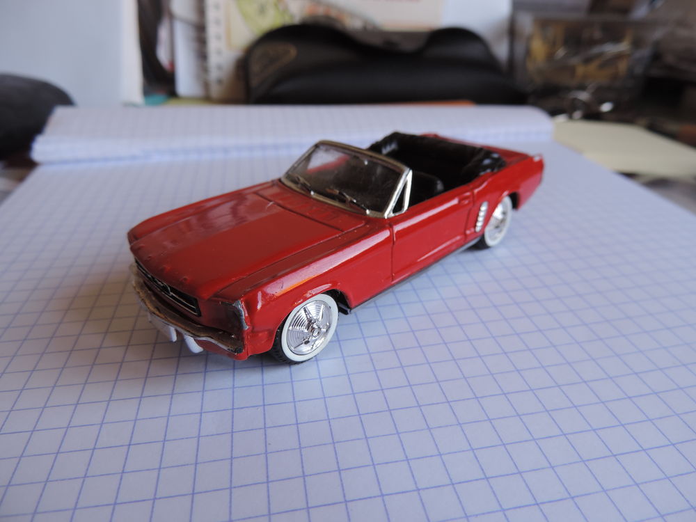 SOLIDO - FORD MUSTANG - 1964  - 1/43 �me 8 Albi (81)