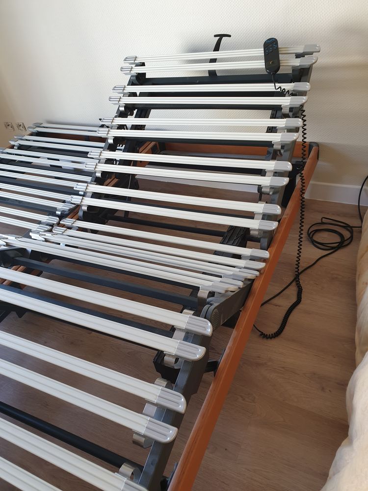 SOMMIER ELECTRIQUE  2  x 90 x 200 cm
350 Metz (57)