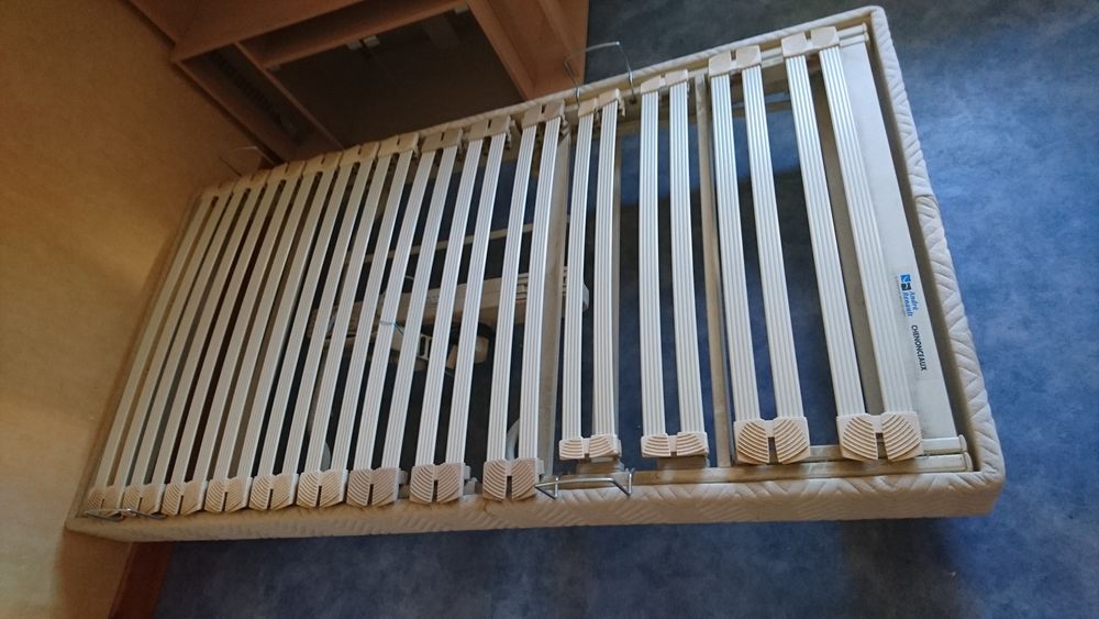 Lit sommier � lattes. 0 Romegoux (17)