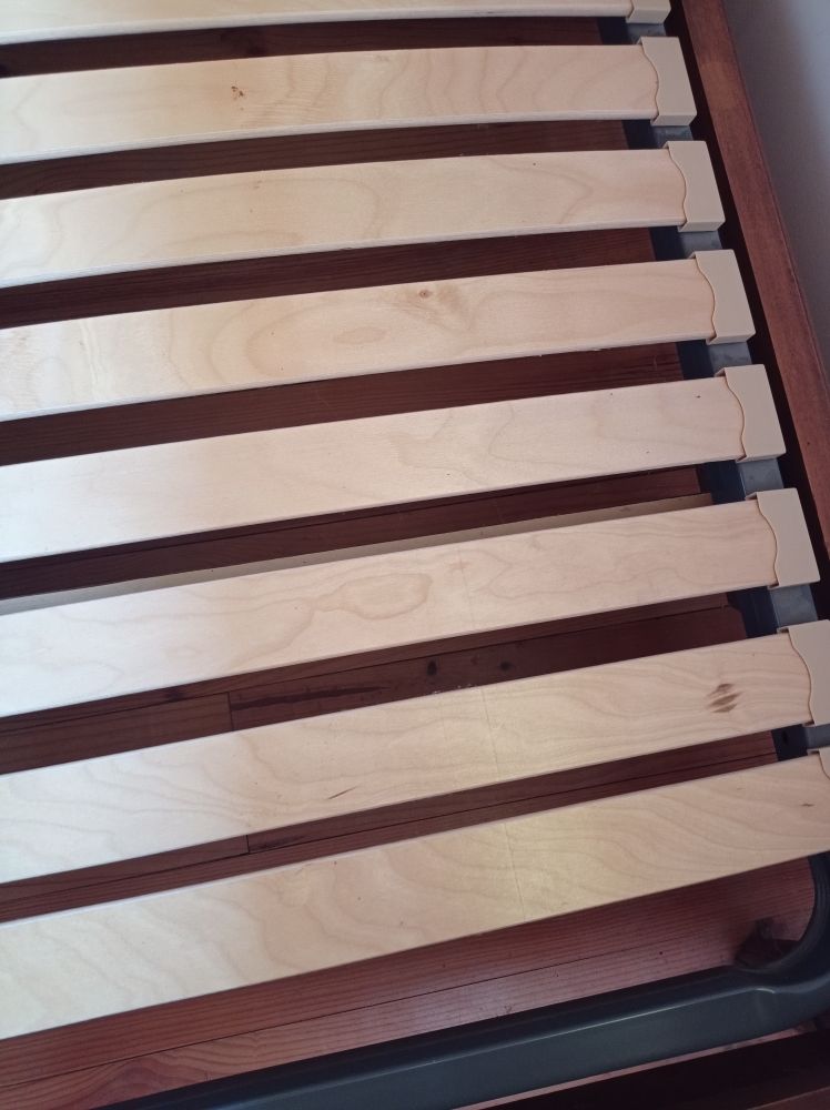 Sommier lattes 140*190 25 Villeurbanne (69)