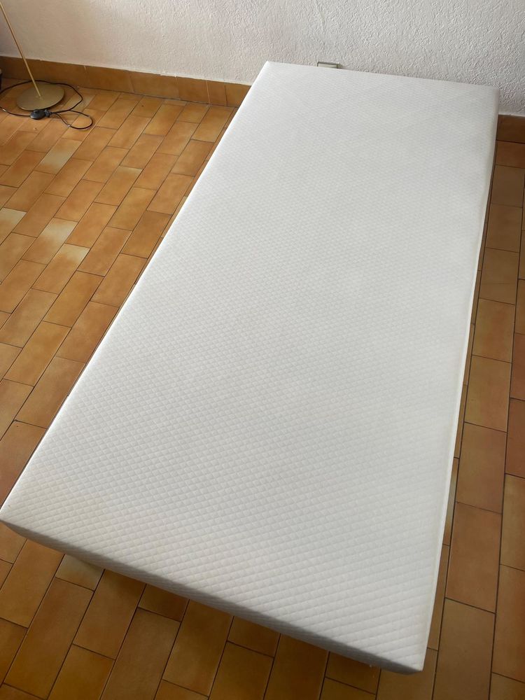 Sommier en lattes 0 Aix-en-Provence (13)