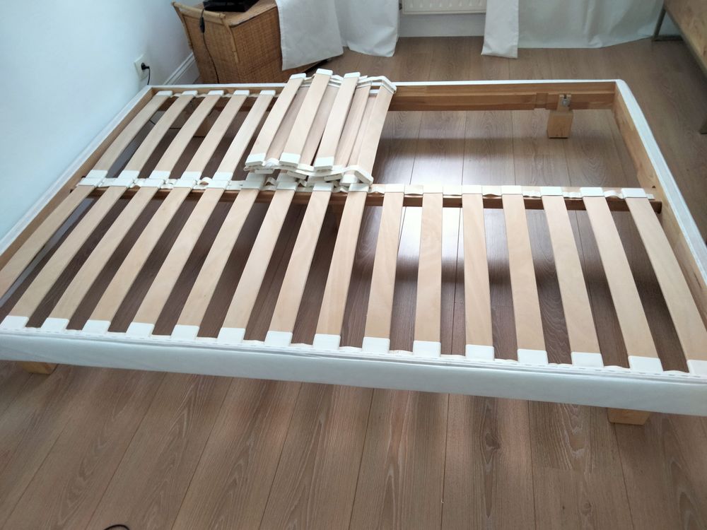 Sommier et matelas Ik�a casi - neufs 150 Bruges (33)