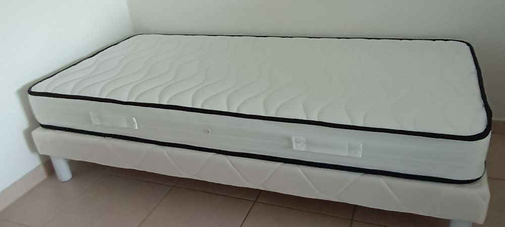 Sommier et matelas neufs 90/190 cms 180 Saint-Brevin-les-Pins (44)