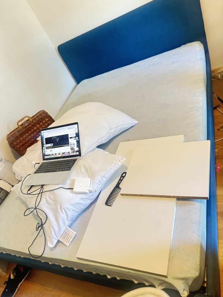 Lit + sommier + matelas + 2 oreiller 280 Le Bourget (93)