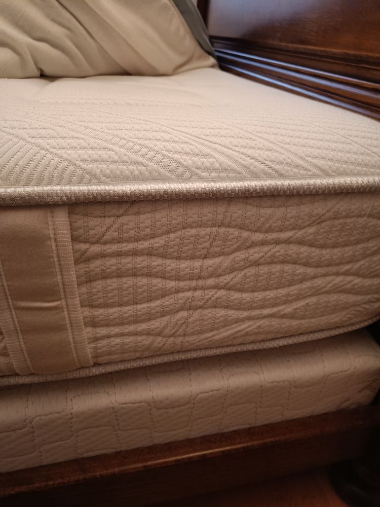 sommier et matelas tr�s bon �tat 120x195 220 Biarritz (64)