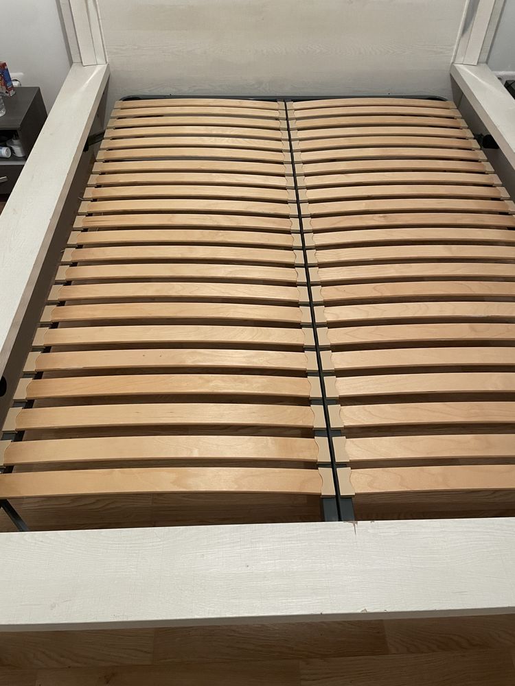 Sommier et matelas 140 x 190 280 Petit-Mars (44)