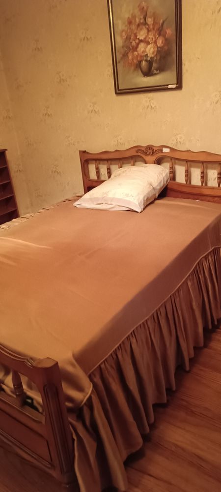 Lit 240 + sommier + matelas 50 Montussan (33)