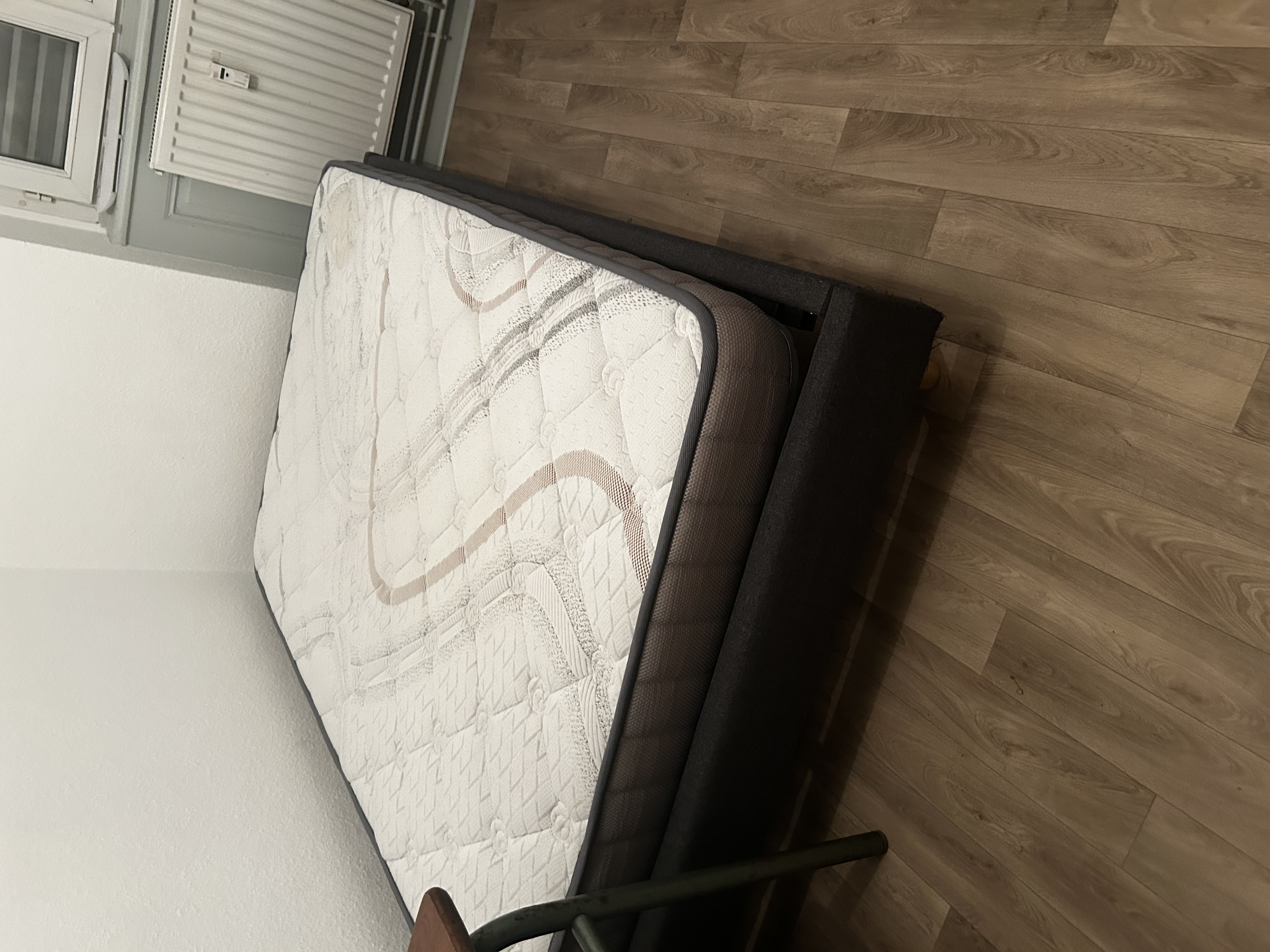 Sommier + matelas 50 Strasbourg (67)