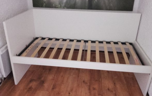 Lit et sommier 1 personne 40 Stiring-Wendel (57)