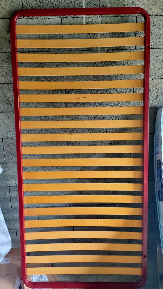 Sommier une personne 10 Auray (56)