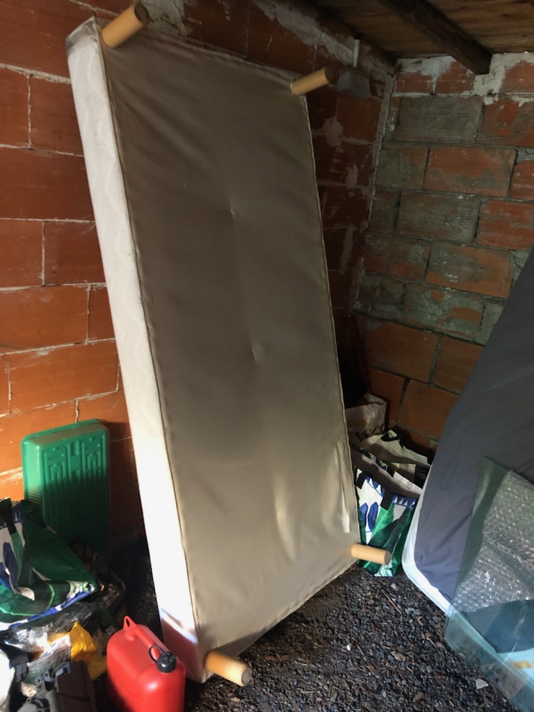 Sommier 1 place 30 Cours-la-Ville (69)