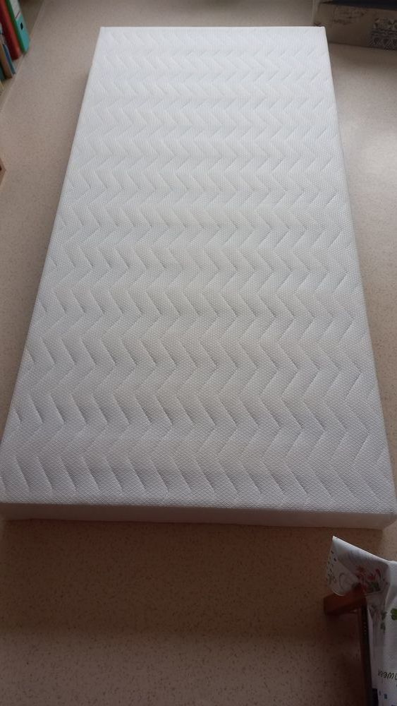 SOMMIER TAPISSE 25 Ch�tellerault (86)