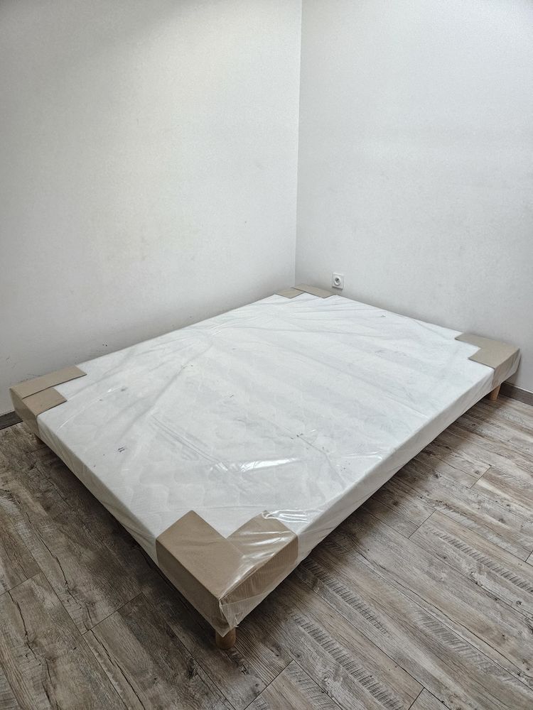 Sommier ( 200*150) 39 Le Chambon-Feugerolles (42)