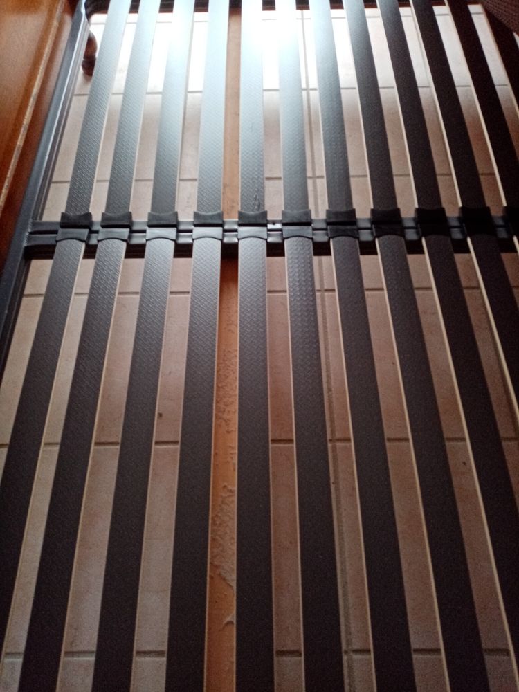 SOMMIER 160 x 190 50 Saint-Paul-Trois-Ch�teaux (26)