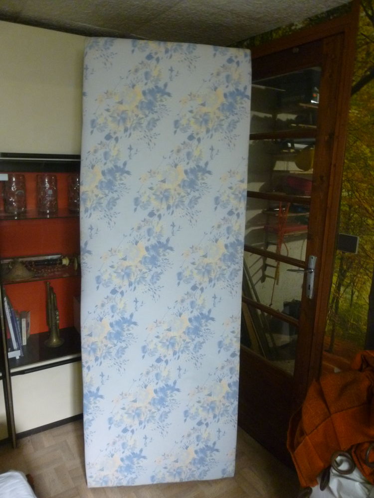 Sommiers 200x70 50 D�cines-Charpieu (69)