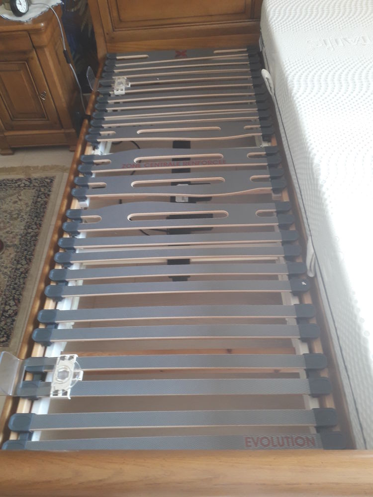 SOMMIERS ELECTRIQUES +MATELAS NEUFS 0 Rimling (57)