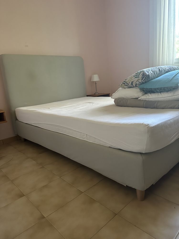 2 sommiers Kipli + matelas et prot�ges matelas. 250 L'Isle-sur-la-Sorgue (84)