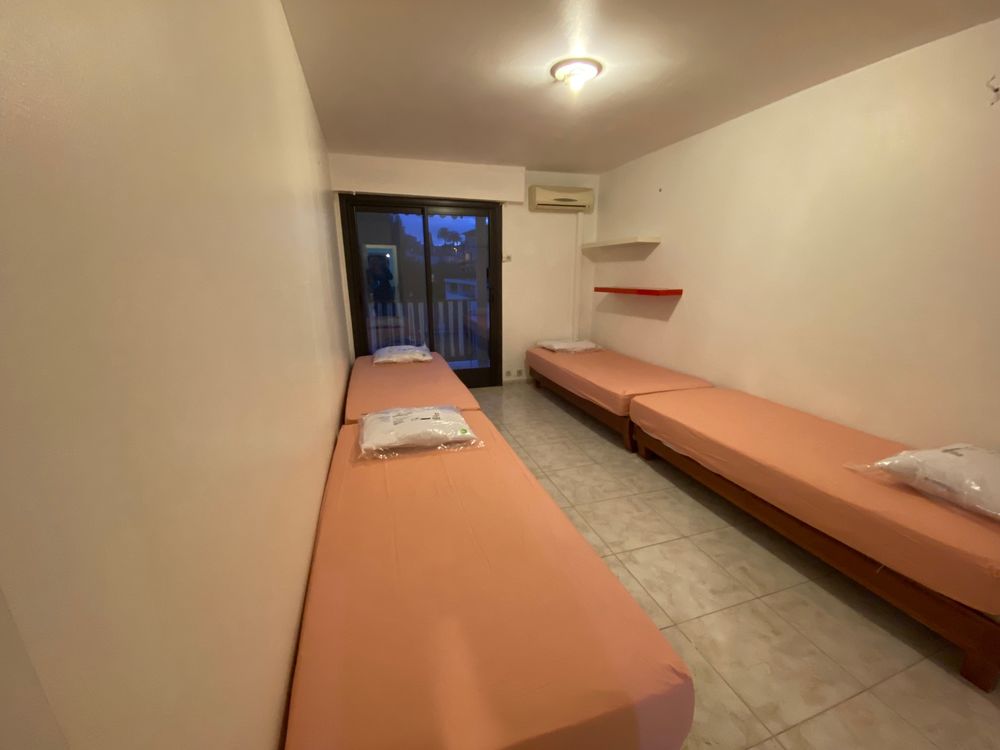 SOMMIERS+MATELAS+PLANCHE CAPITONNE + PLANCHE AGGLOM�RER 120 Cannes (06)