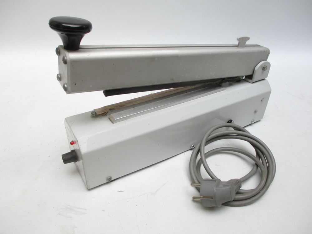 Soudeuse de sac plastique 60 Cagnes-sur-Mer (06)