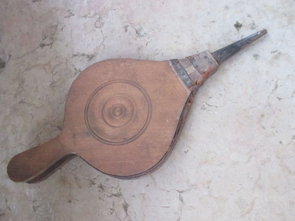 soufflet de chemin�e, barbecue 30 P�ronnas (01)