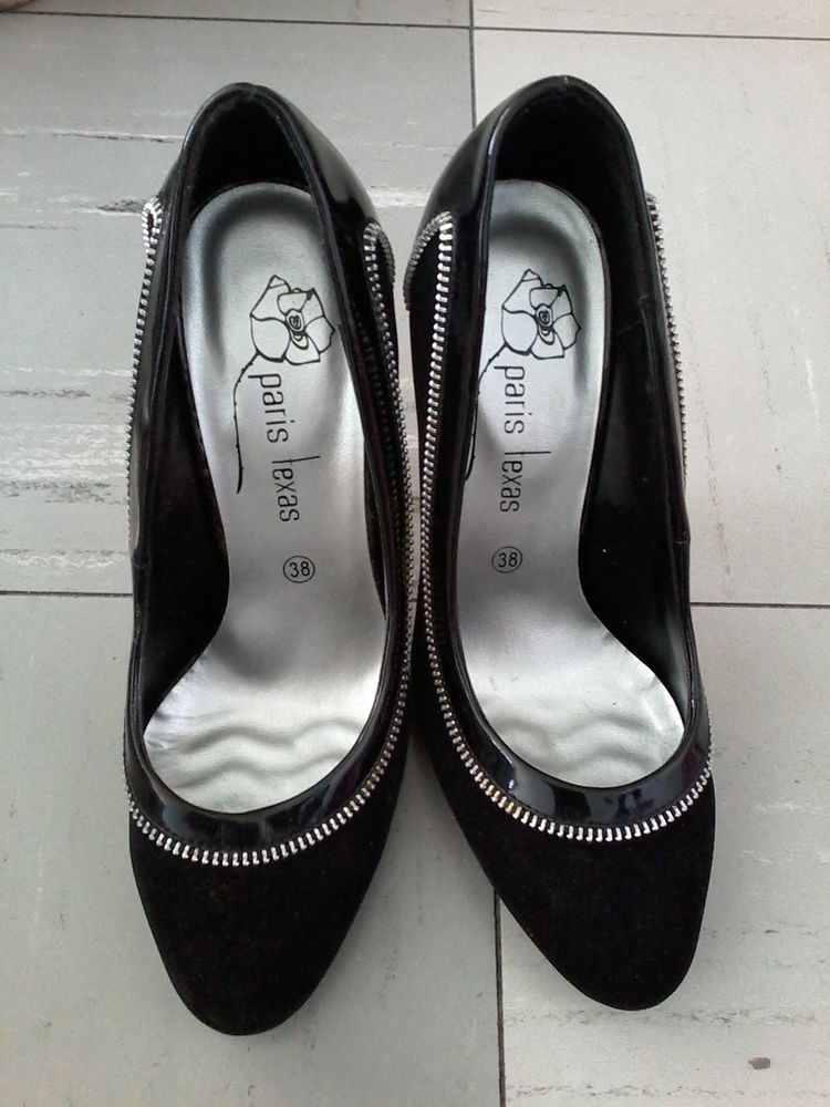 Soulier a talon aiguilles neuve  dans emballages 25 Tourcoing (59)