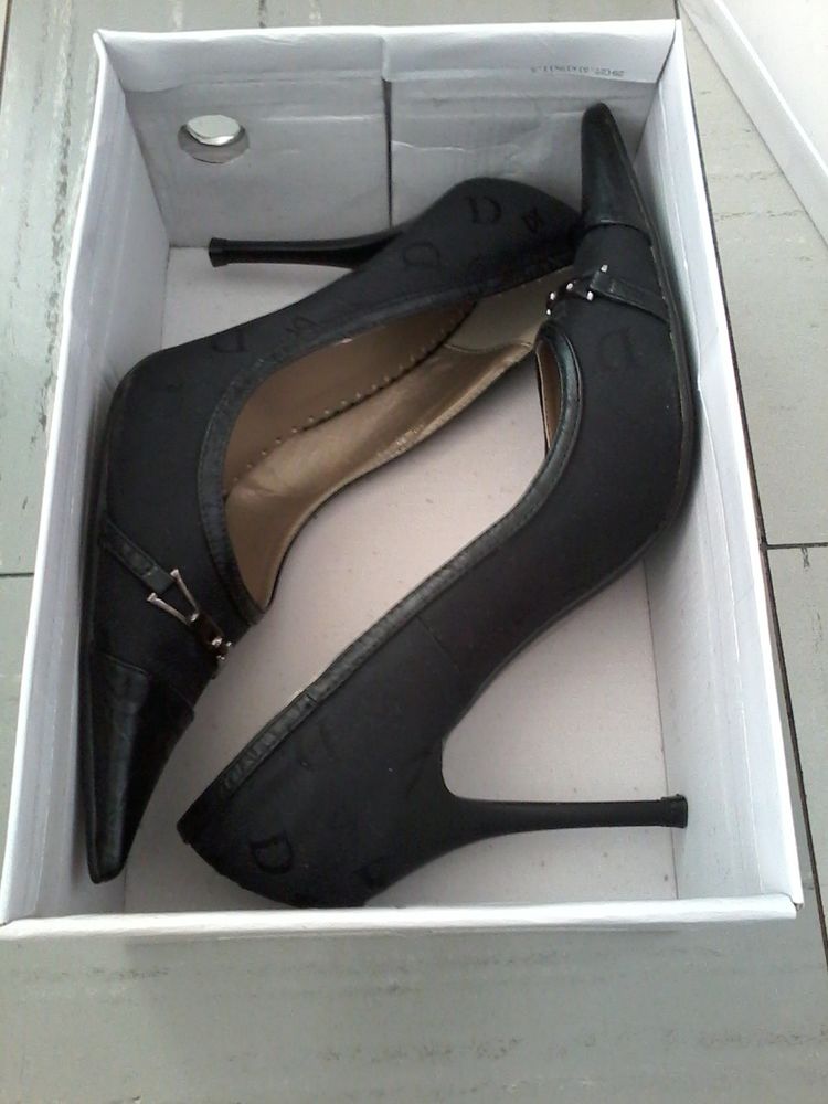 Soulier a talon aiguilles neuve dans emballages 20 Tourcoing (59)