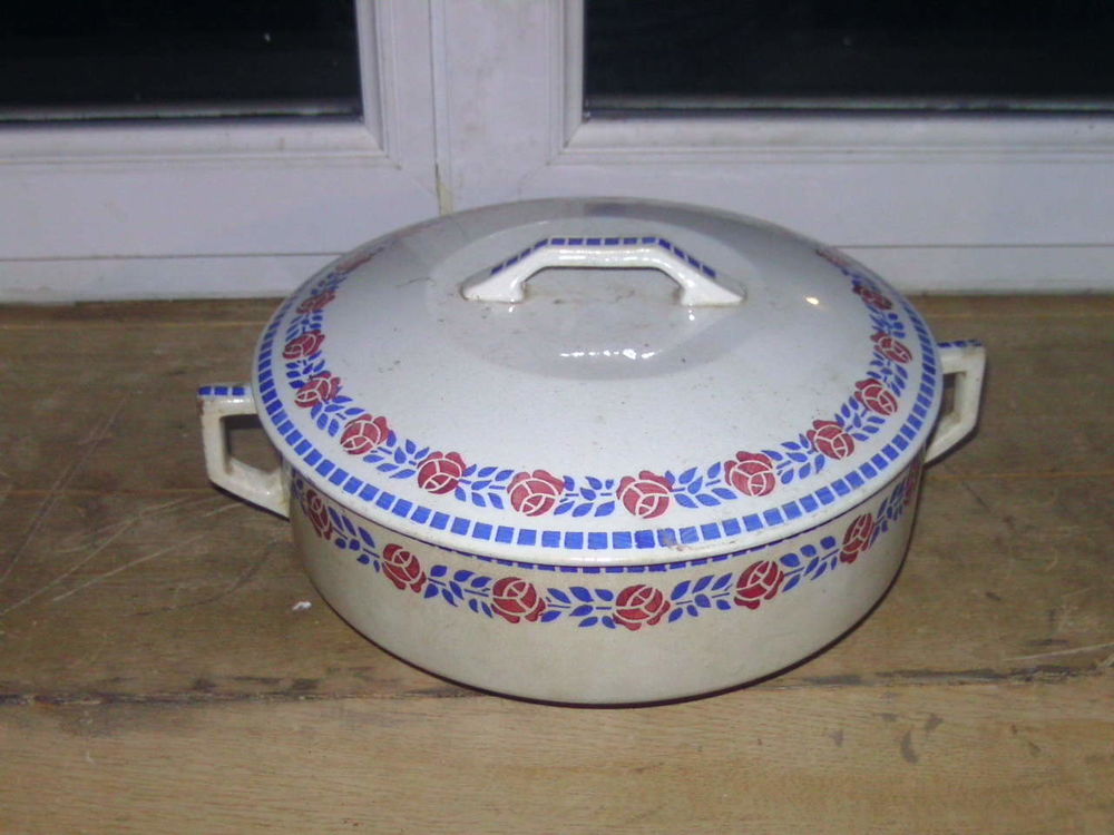 soupi�re ancienne 30 Froideconche (70)