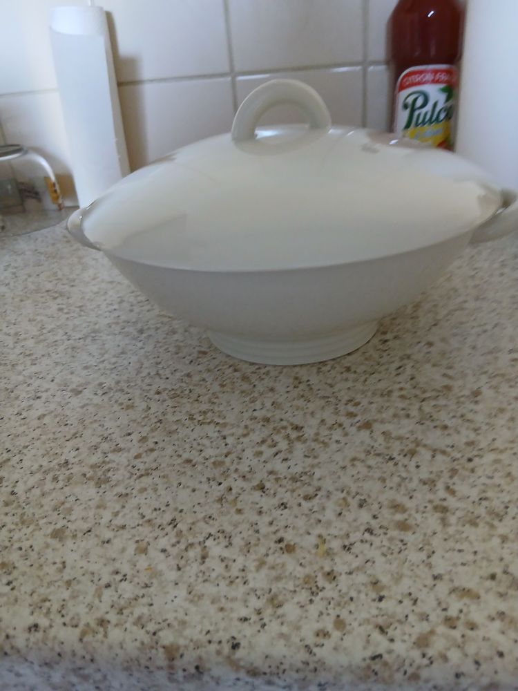 Soupi�re blanche 8 Espalion (12)