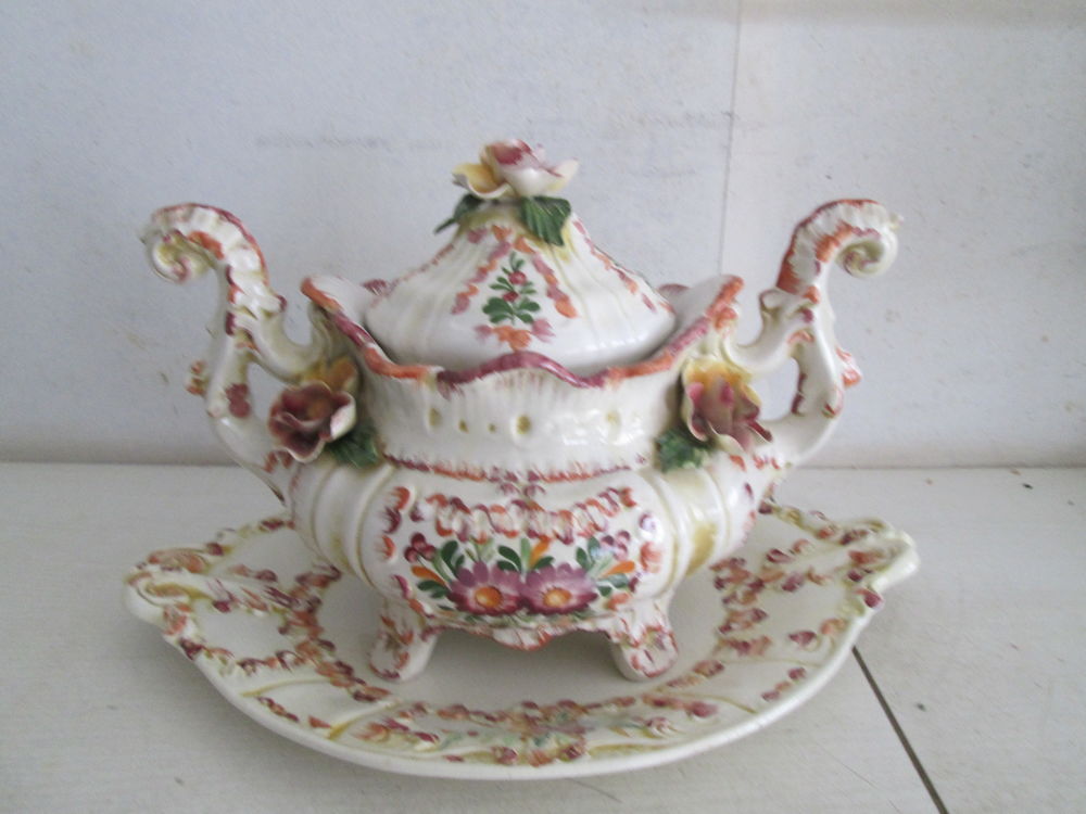 Soupi�re de d�coration 20 Bavinchove (59)