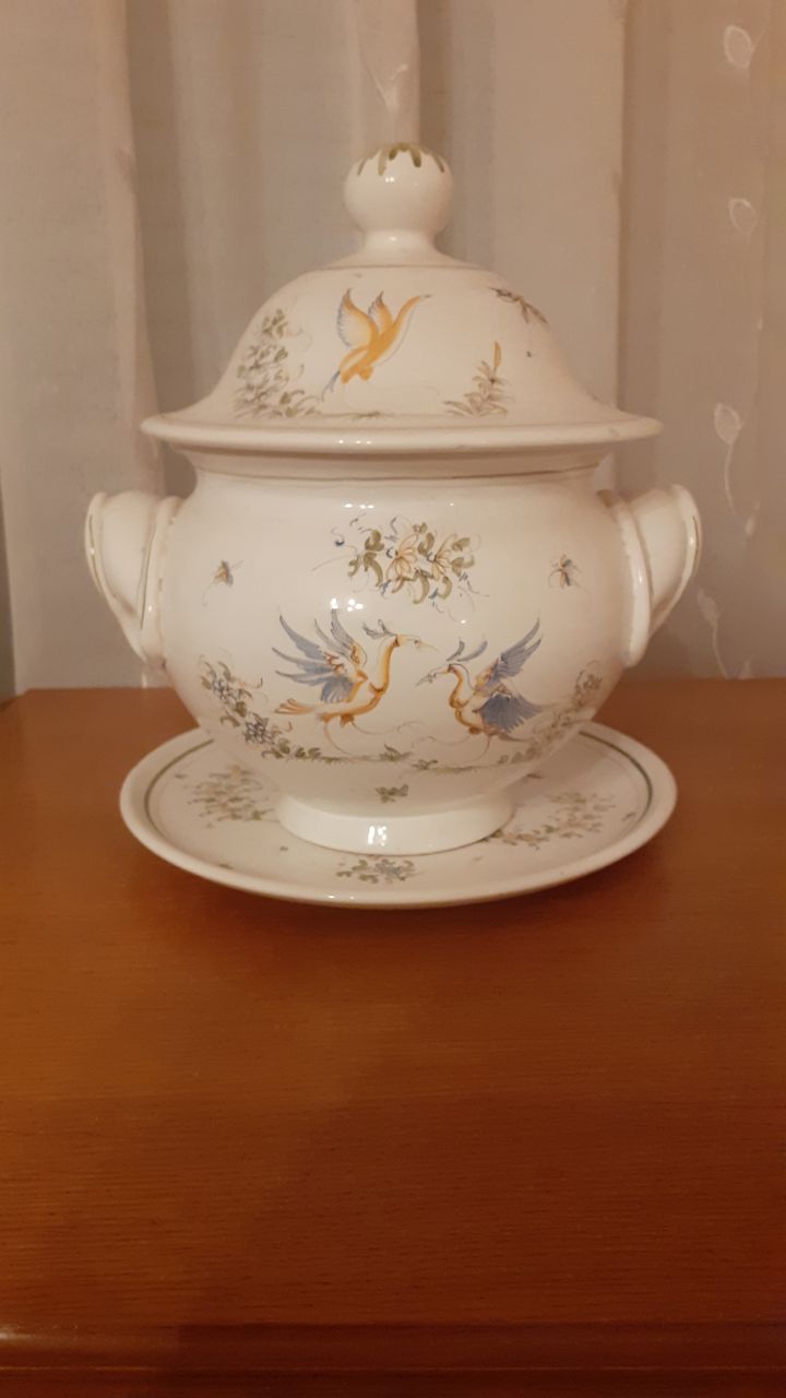 Soupi�re fa�ence de Moustiers/Vallauris 60 Le Creusot (71)