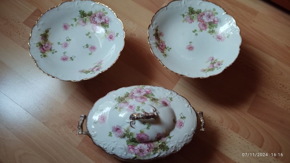 soupi�re plus deux plateaux � fruits m�me motif 30 Nieul-sur-Mer (17)