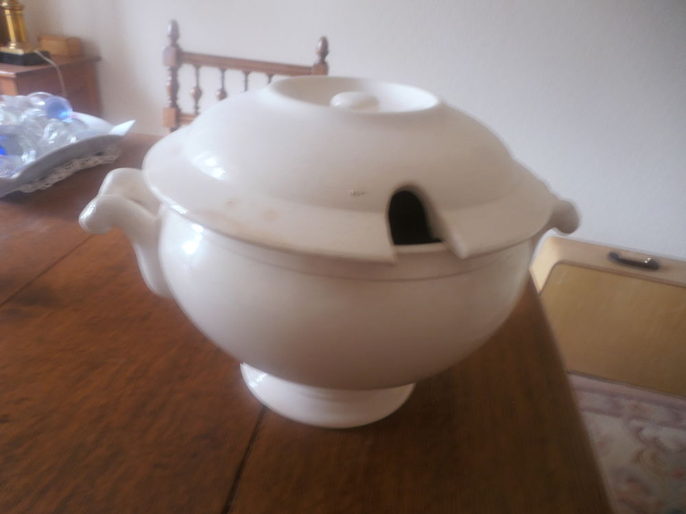 Soupi�re 25 Auray (56)