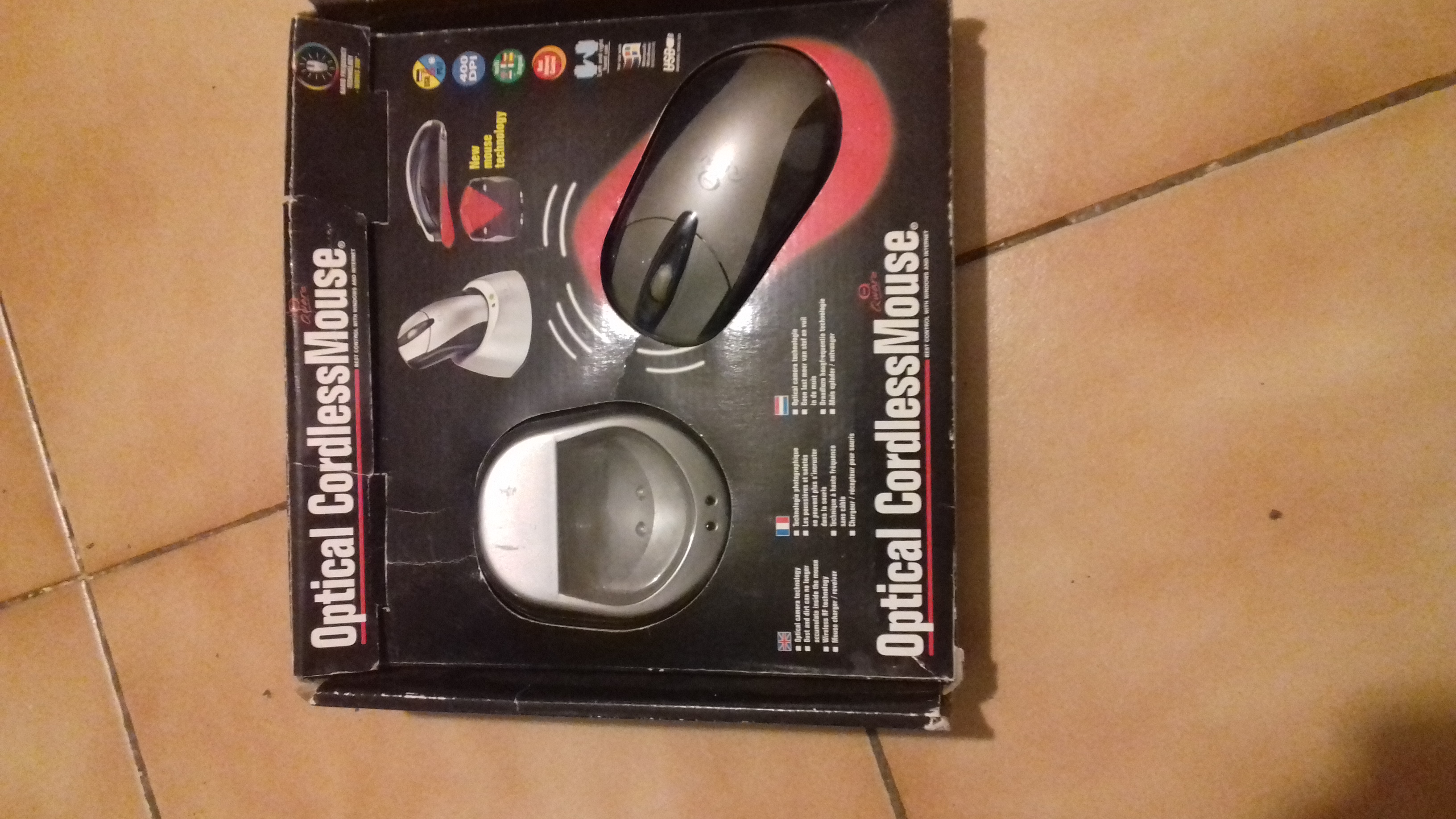 Souris sans fil  QWARE ? usb et ps2 ? rechargeable 
25 Sept�mes-les-Vallons (13)