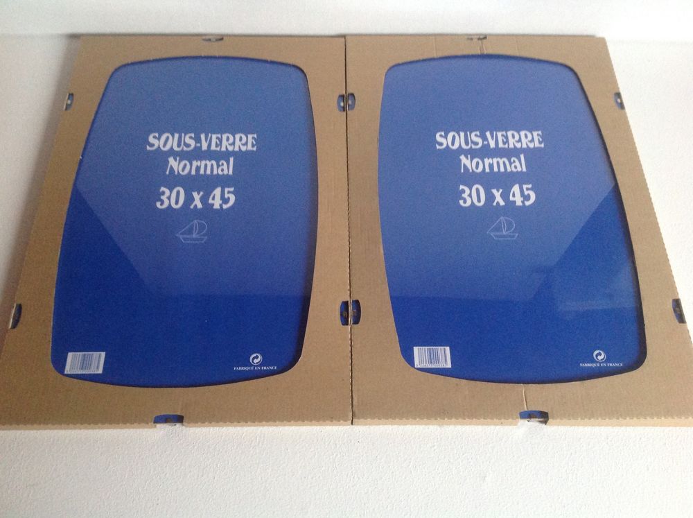 6 SOUS-VERRES DE 30 X 45 cm �TAT NEUF Pas D'envoi
15 Tr�gunc (29)