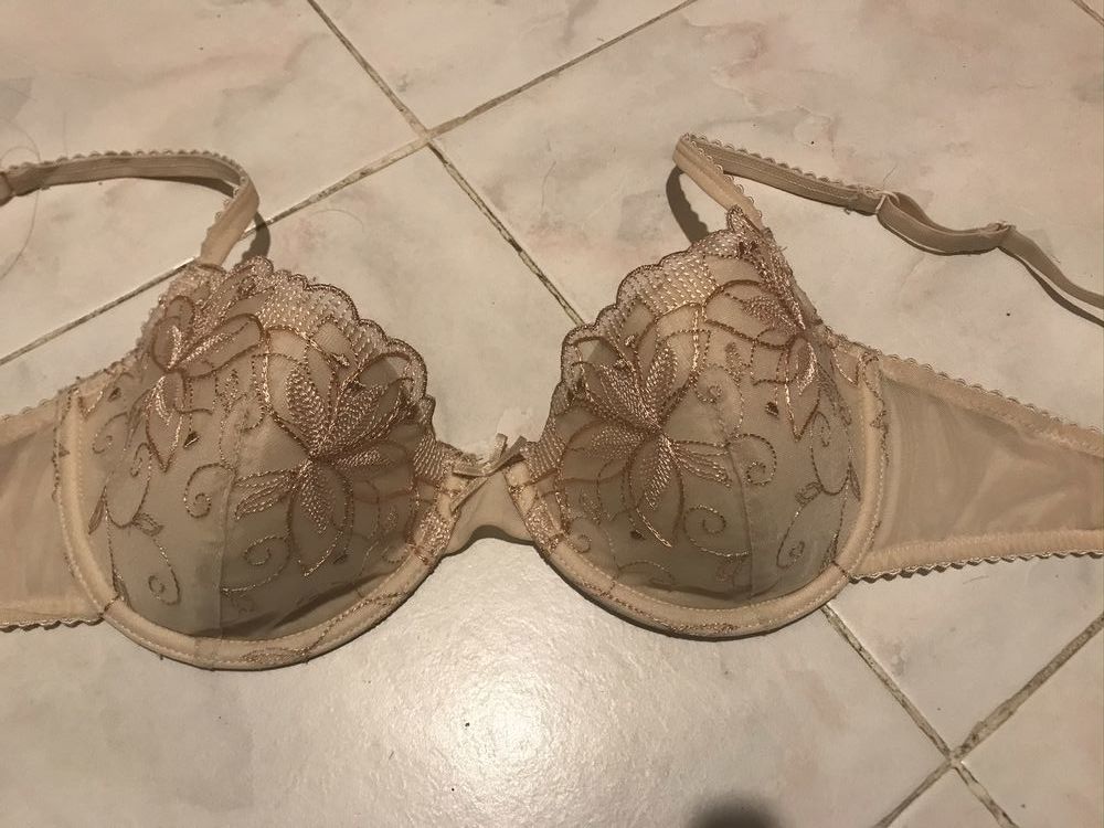 SOUTIEN GORGE BEIGE BRODE T. 90C 5 Saint-Genis-Laval (69)