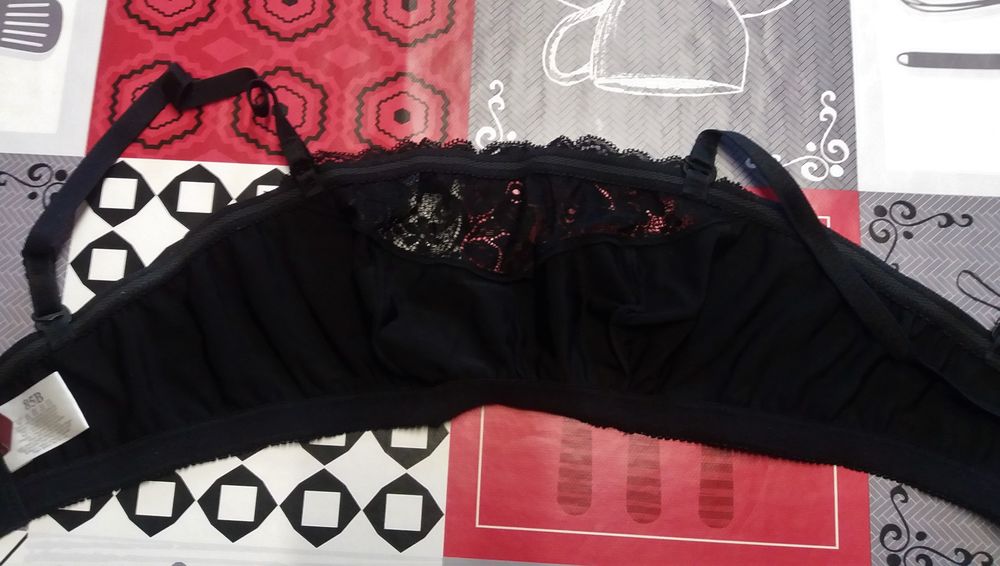 Soutien gorge noir - soutien gorge bustier - neuf T 85 B 8 Domart-en-Ponthieu (80)