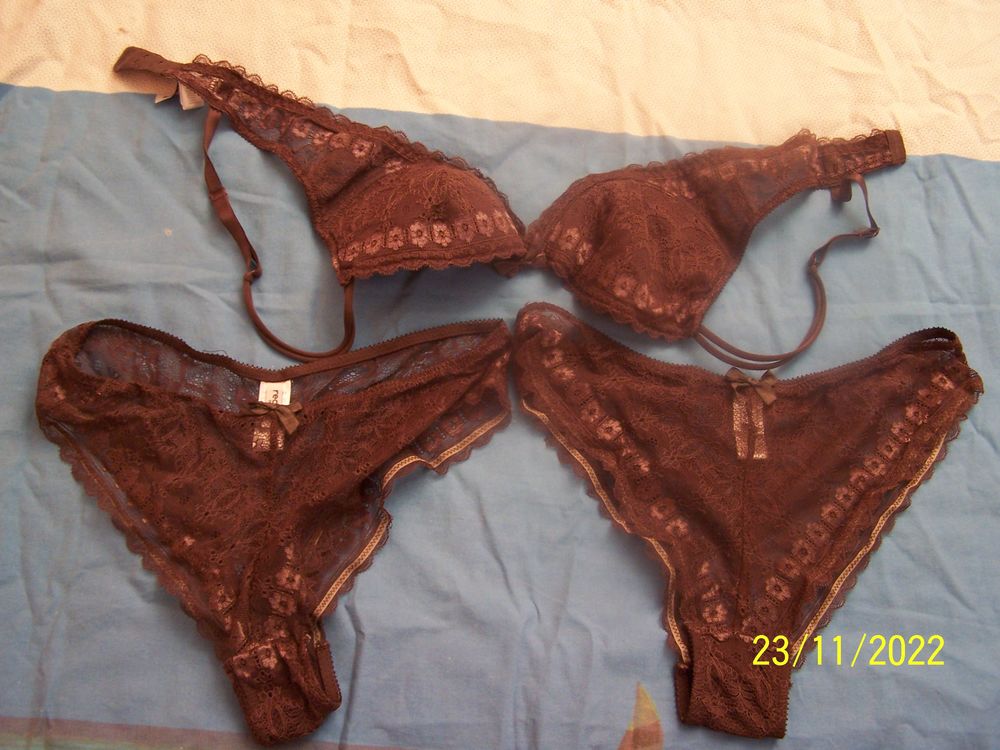 Lot soutien gorge et 2 strings la redoute 35 Issy-les-Moulineaux (92)