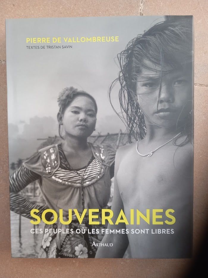 SOUVERAINES - P. de VALLOMBREUSE - Editions Arthaud 25 Louhans (71)