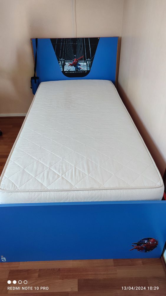 LIT SPIDERMAN + SOMMIER + MATELAS 90X200CM DISPONIBLE 450 Bussy-Saint-Georges (77)