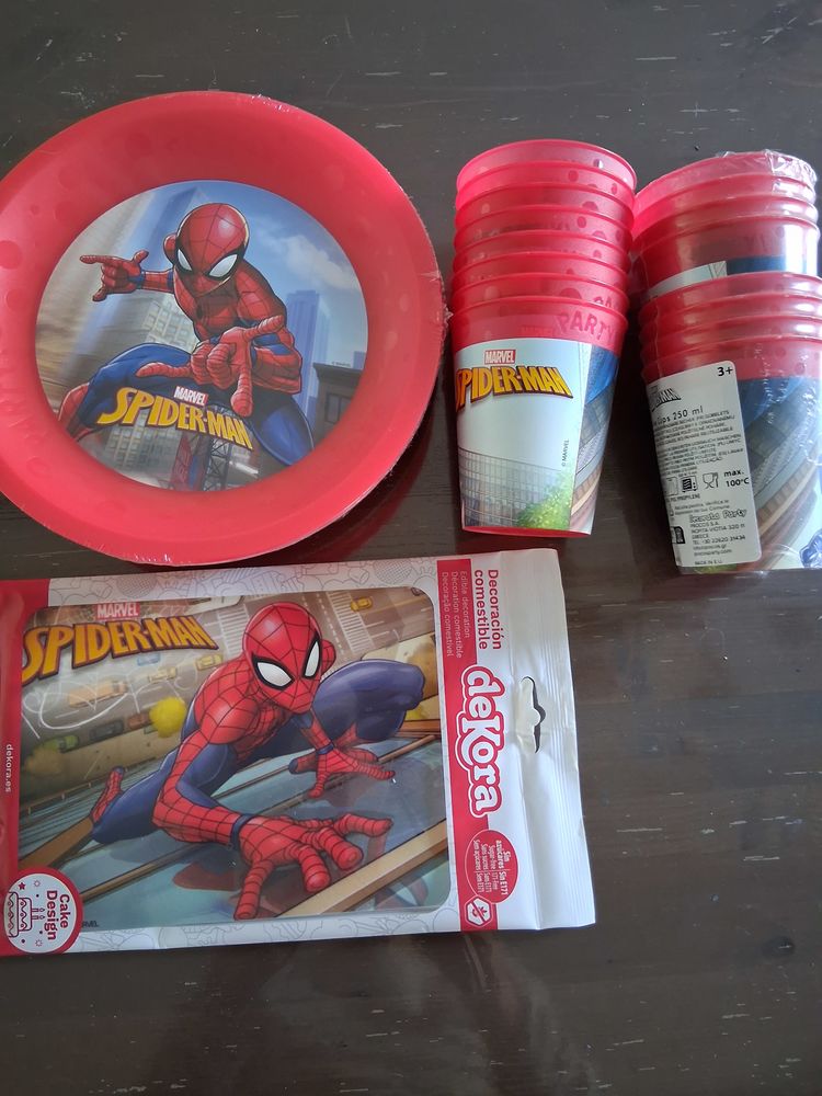 Spiderman
8 Toulon (83)