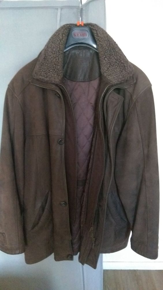 
Splendide PARKA cuir pleine fleur Brice Classic TBE
0 Monclar-de-Quercy (82)