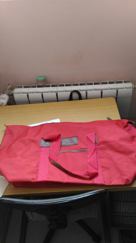 Sac de sport rouge 5 Saint-Br�s (30)