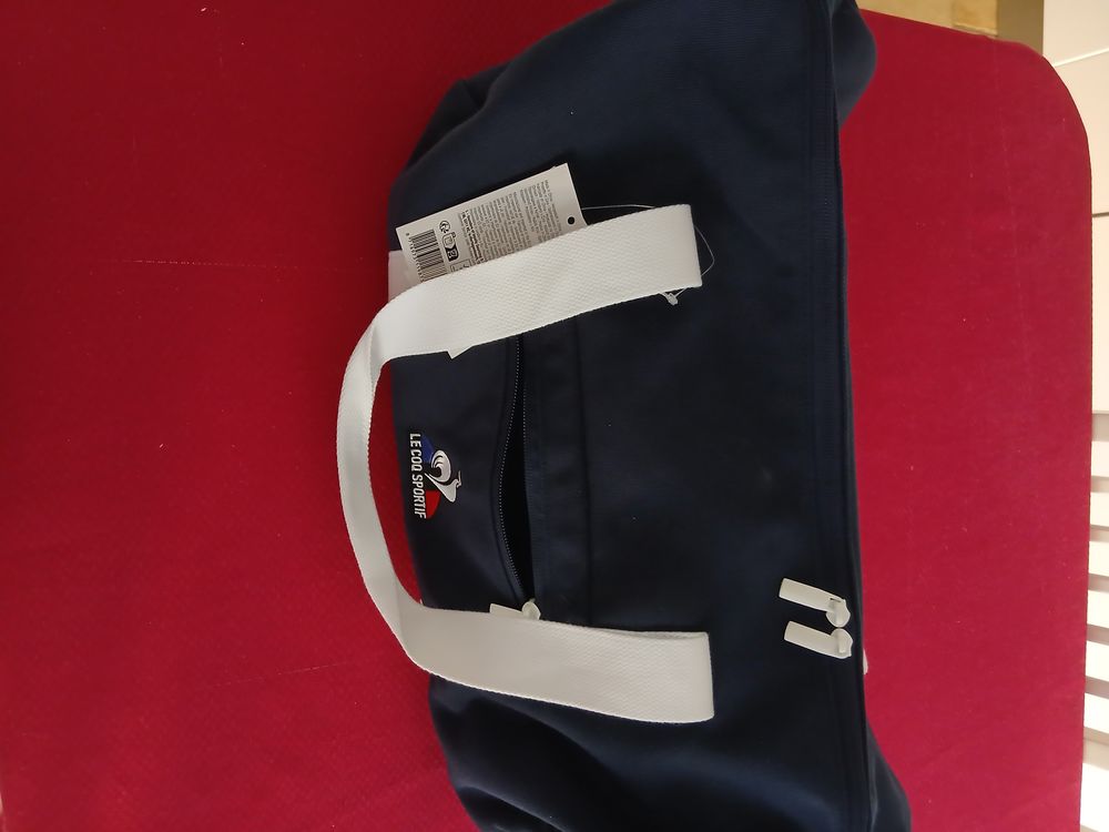 Un sac de sport 25 Brignais (69)