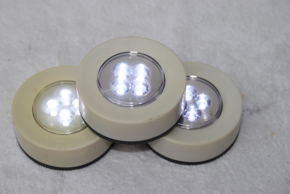 Spot � lampe � led 2 Montigny-Lencoup (77)