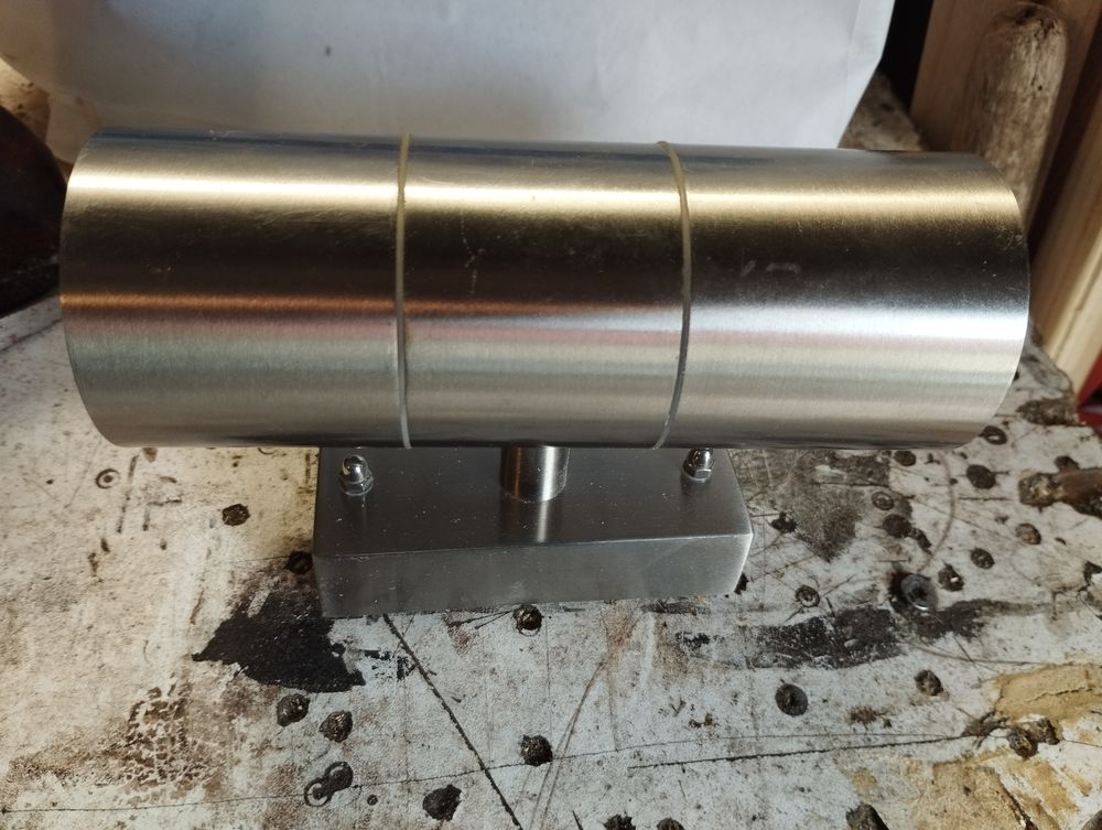 6 spots ext�rieur 
80 Wambercourt (62)