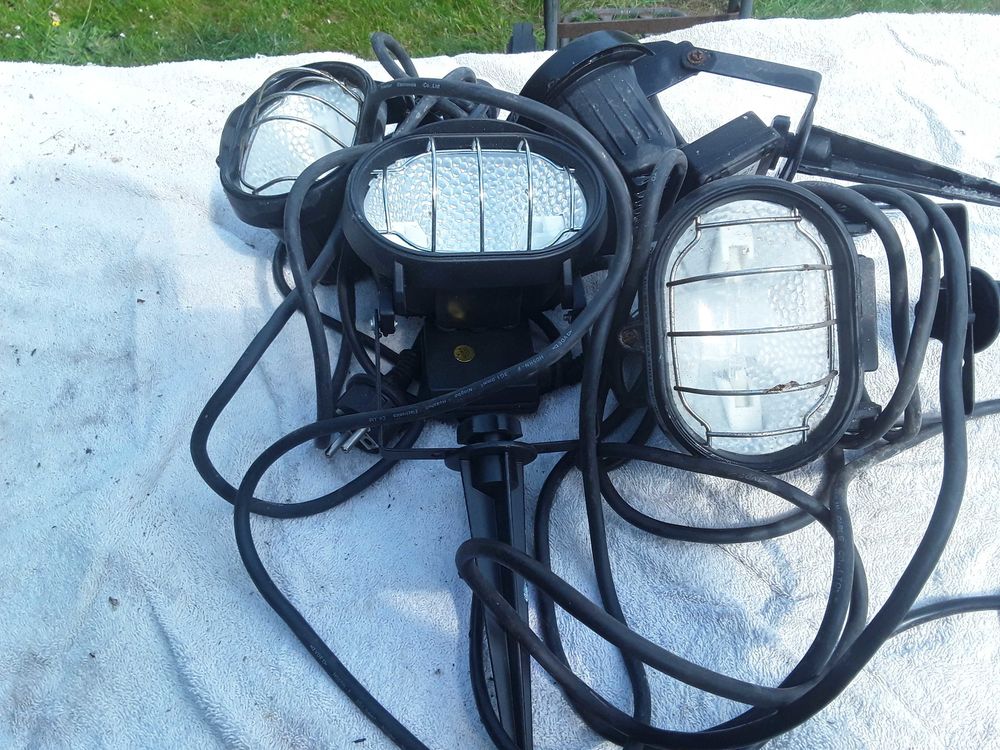 spots halog�ne etanche 15 Sainghin-en-M�lantois (59)