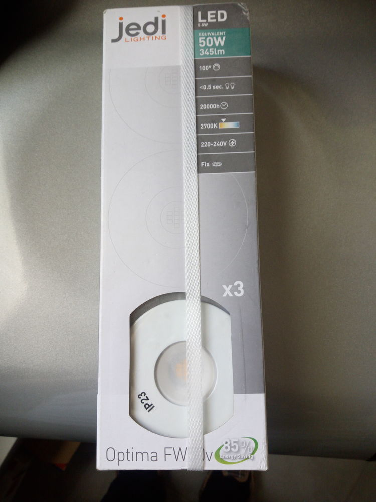 LOT DE 3 SPOTS LED 5 Saint-Vincent-de-Barr�s (07)